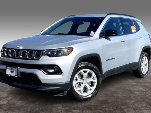 Certified 2024 Jeep Compass Latitude image 1