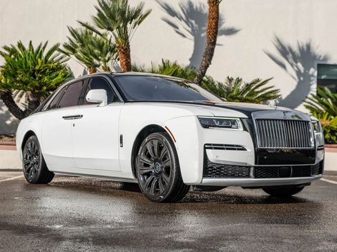 Used 2022 Rolls-Royce Ghost image 19
