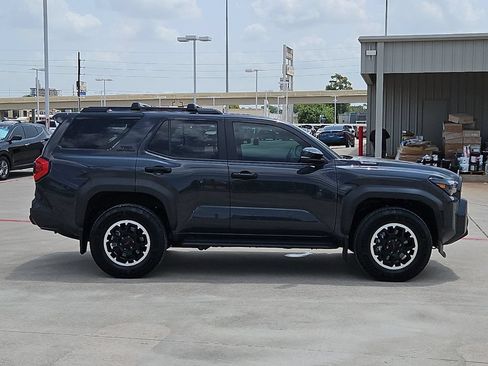Certified 2025 Toyota 4Runner TRD Off-Road AWD/4WD image 7