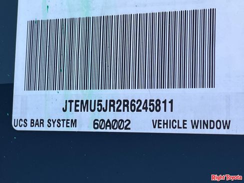 Certified 2024 Toyota 4Runner SR5 AWD/4WD image 34