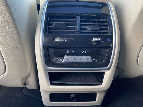 Used 2022 BMW X5 sDrive40i w/ Executive Package RWD image 12
