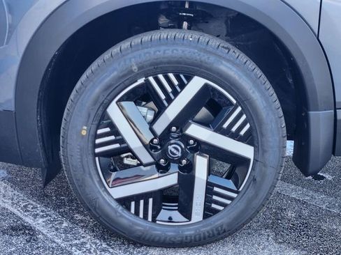 New 2026 Nissan Kicks SV image 7