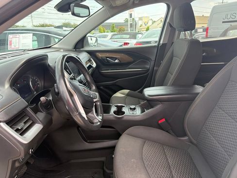 Used 2021 GMC Terrain SLE w/ Driver Convenience Package FWD image 8