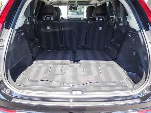 Used 2025 Volvo XC90 B5 Core w/ Protection Package Premier AWD/4WD image 30