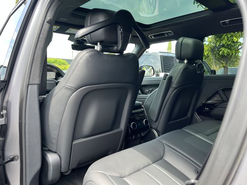 New 2025 Land Rover Range Rover Sport Autobiography AWD/4WD image 16