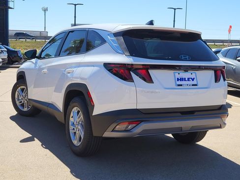 New 2026 Hyundai Tucson SE FWD image 3