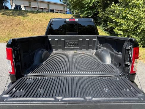 Used 2022 RAM 1500 Big Horn RWD image 8