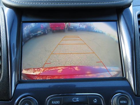 Used 2016 Chevrolet Impala LT w/ Convenience Package image 25