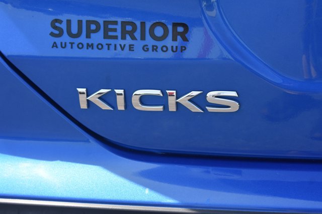 Used 2023 Nissan Kicks SV FWD image 7