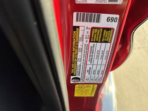 Certified 2022 Toyota Tacoma TRD Off-Road w/ Technology Package image 35