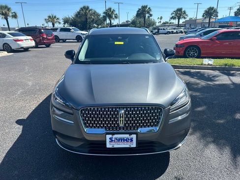 Certified 2022 Lincoln Corsair FWD w/ Equipment Group 101A image 6