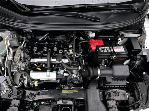 Used 2024 Nissan Versa S w/ Trunk Package image 28