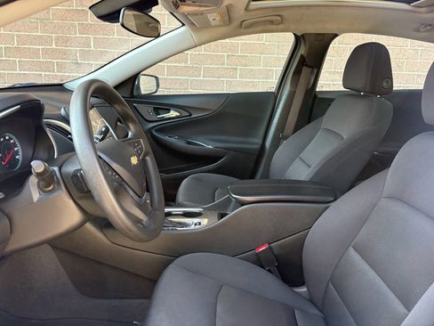 Used 2024 Chevrolet Malibu LT FWD image 12