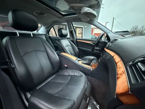 Used 2006 Mercedes-Benz E 350 4MATIC Sedan image 31