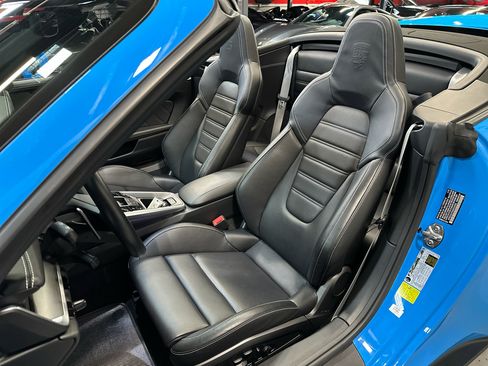 Used 2021 Porsche 911 Turbo S image 15