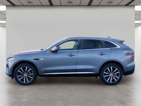 Used 2022 Jaguar F-PACE S image 3