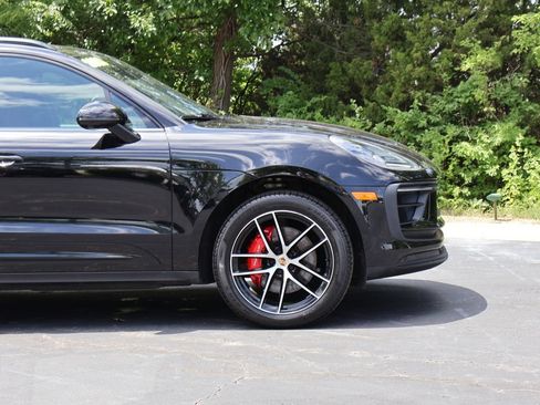 Used 2023 Porsche Macan S AWD/4WD image 10