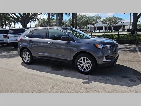 Used 2024 Ford Edge SEL image 38