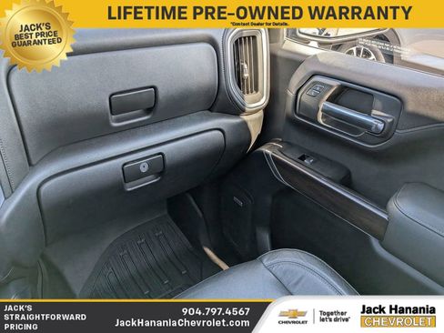 Used 2019 GMC Sierra 1500 SLT w/ SLT Convenience Package AWD/4WD image 18