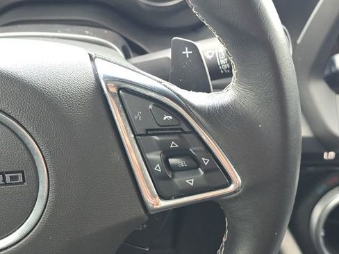 Used 2023 Chevrolet Camaro LT w/ Technology Package image 20