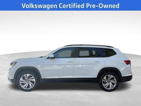 Certified 2023 Volkswagen Atlas SE image 2
