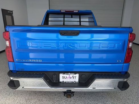 Used 2025 Chevrolet Silverado 1500 LT image 5