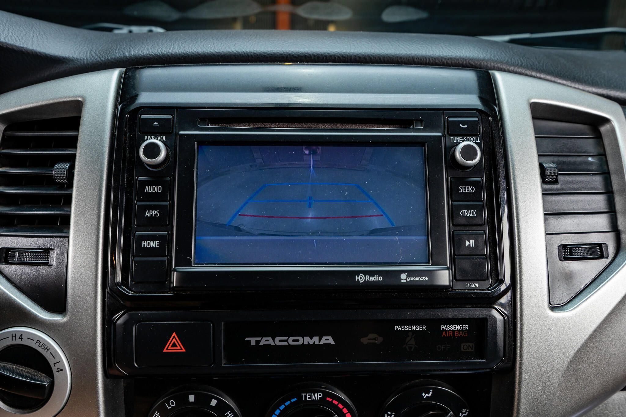 Used 2015 Toyota Tacoma 4x4 Double Cab w/ TRD Off-Road Package image 24