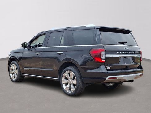 Used 2023 Ford Expedition Platinum image 4