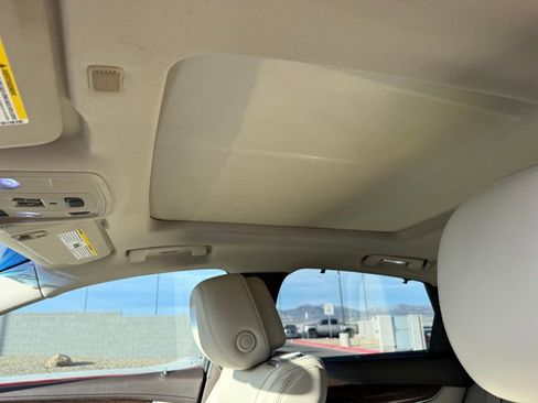 Used 2013 Cadillac XTS Premium image 13