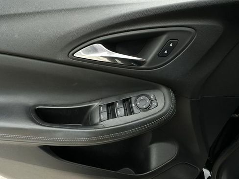 Used 2023 Buick Encore GX Preferred FWD image 21