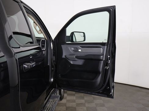 Used 2020 RAM 1500 Big Horn image 16