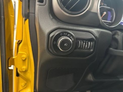 Used 2019 Jeep Wrangler Unlimited Sport S AWD/4WD image 21