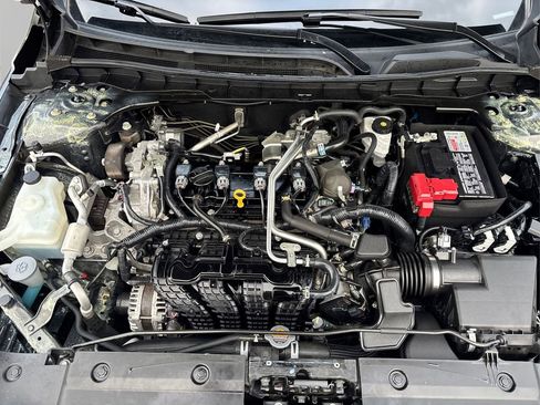 Used 2023 Nissan Altima 2.5 SV image 13