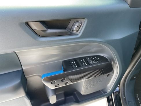 New 2026 Ford Maverick Lobo image 22