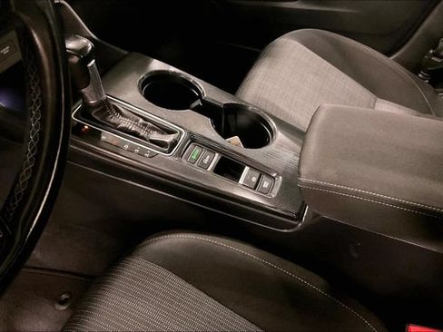 Used 2022 Honda Civic EX image 17