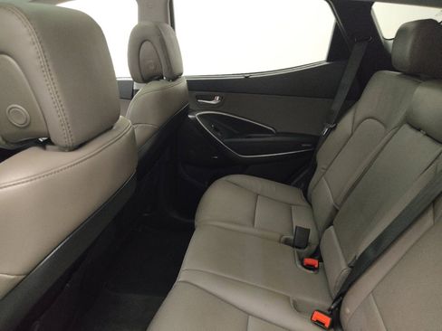 Used 2017 Hyundai Santa Fe Sport image 18