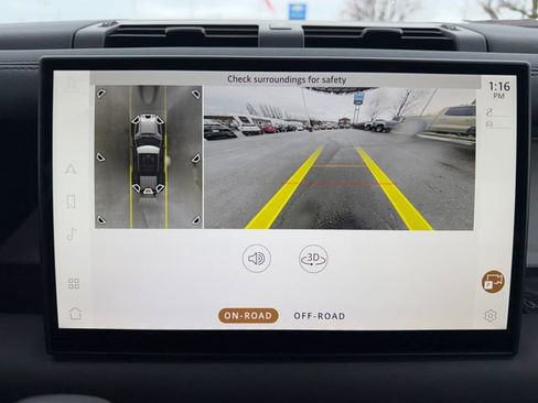 Used 2025 Land Rover Defender 110 S image 22