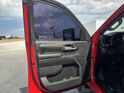 Used 2025 Chevrolet Silverado 2500 LT w/ All Star Edition image 11