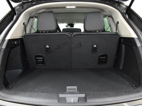 New 2026 Acura MDX SH-AWD image 32