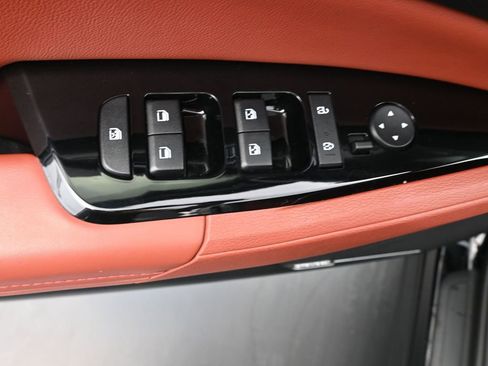 Used 2024 Kia Sportage SX image 23