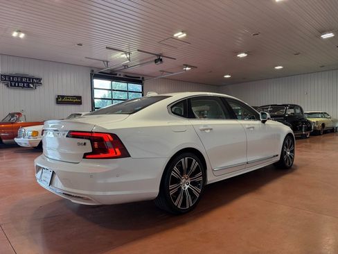 Used 2023 Volvo S90 B6 Plus w/ Protection Package AWD/4WD image 10