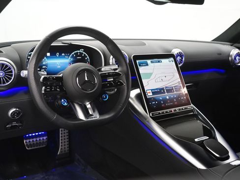 Certified 2024 Mercedes-Benz SL 63 AMG 4MATIC image 20