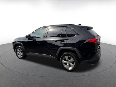 Used 2025 Toyota RAV4 XLE w/ Convenience Package image 10