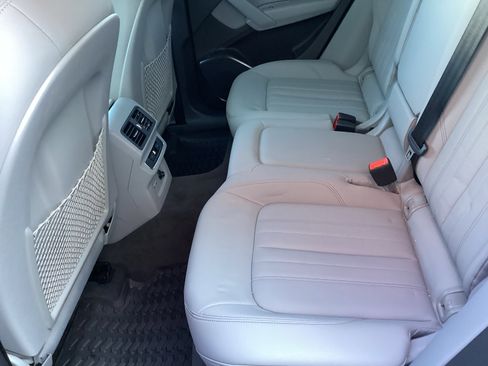 Used 2022 Audi Q5 2.0T Premium image 19