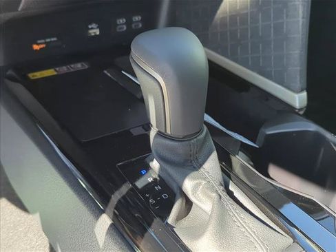 Used 2025 Toyota Camry XLE w/ Premium Plus Package FWD image 14