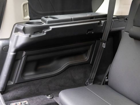 Used 2016 Land Rover LR4 HSE AWD/4WD image 64