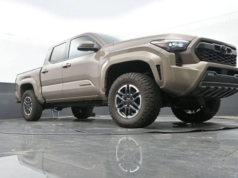 Used 2026 Toyota Tacoma TRD Sport AWD/4WD image 9