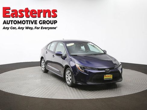 Used 2022 Toyota Corolla LE w/ Carpet Mat Package (TMS) image 49