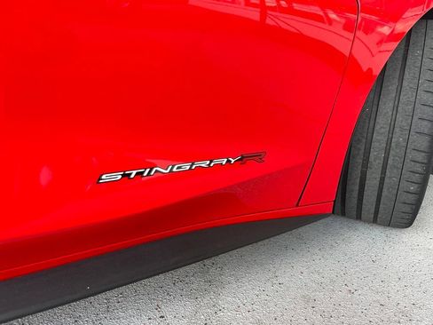 Used 2023 Chevrolet Corvette Stingray Premium Conv w/ Z51 Performance Package RWD image 7