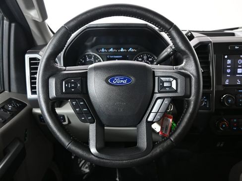 Used 2019 Ford F150 XLT w/ Equipment Group 302A Luxury AWD/4WD image 32